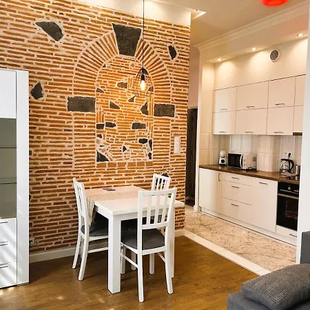 Old Town - Traugutta Street Flat 5 * 크라쿠프