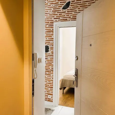 Old Town - Traugutta Street Flat 5 * Краков